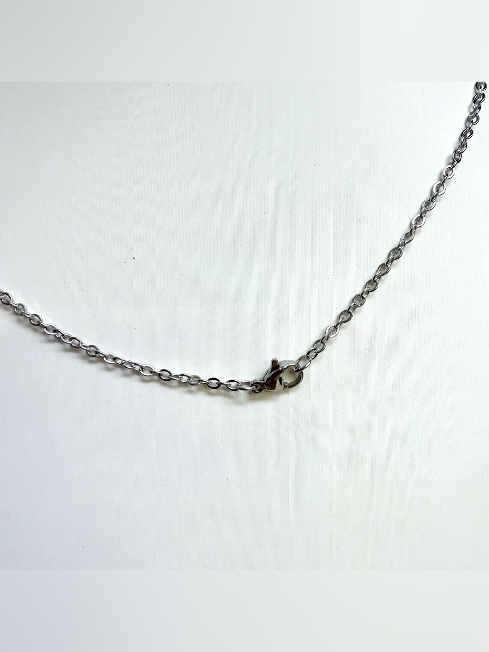 Hand crafted wire wrapped chevron amethyst pendant necklace - Picture 5 of 5